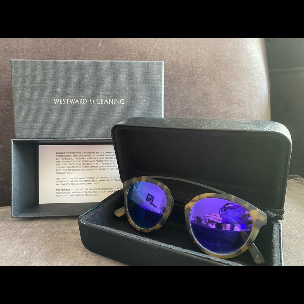 Westward leaning Sunglasses